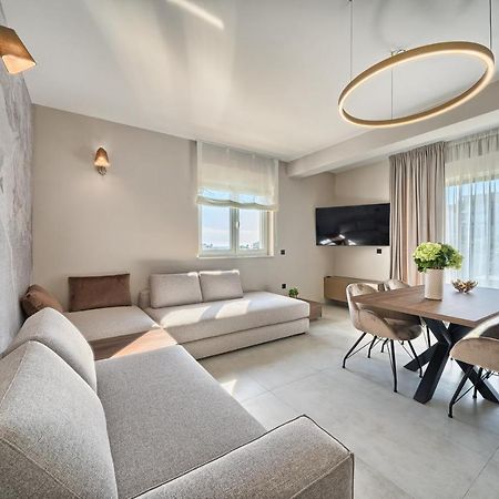 Residence Franc Примоштен Екстер'єр фото