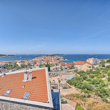 Residence Franc Примоштен Екстер'єр фото